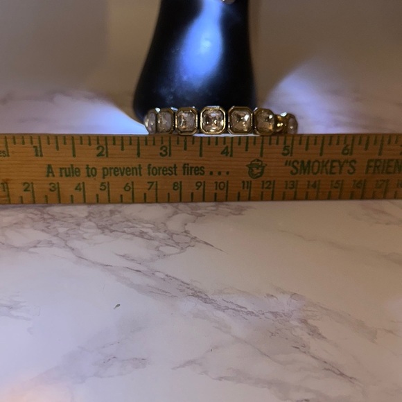 Rhinestone Magnetic Clasp NWT Bracelet - Picture 1 of 5